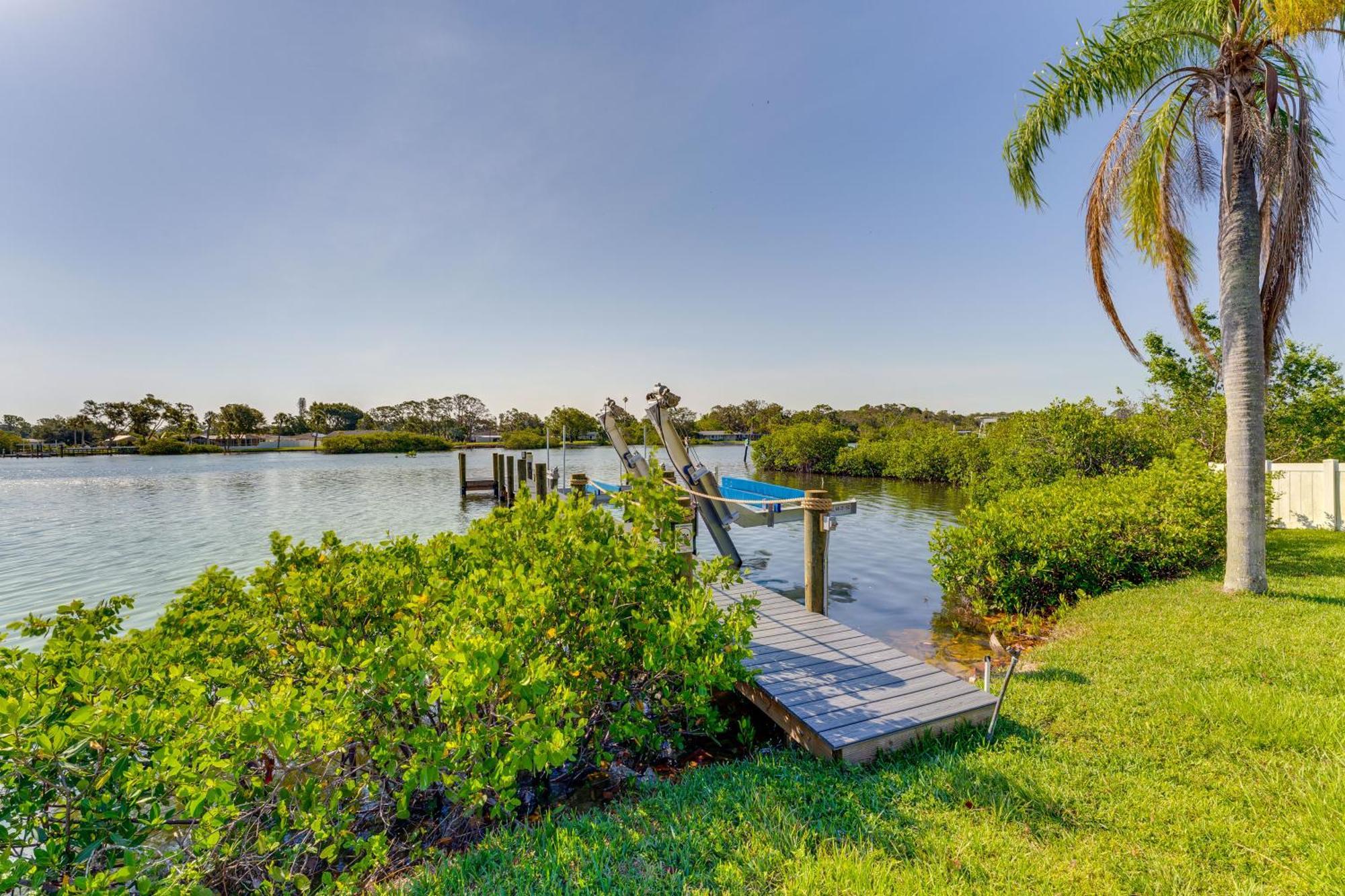 Waterfront Nokomis Escape With Dock, Kayaks And Bikes! Екстер'єр фото